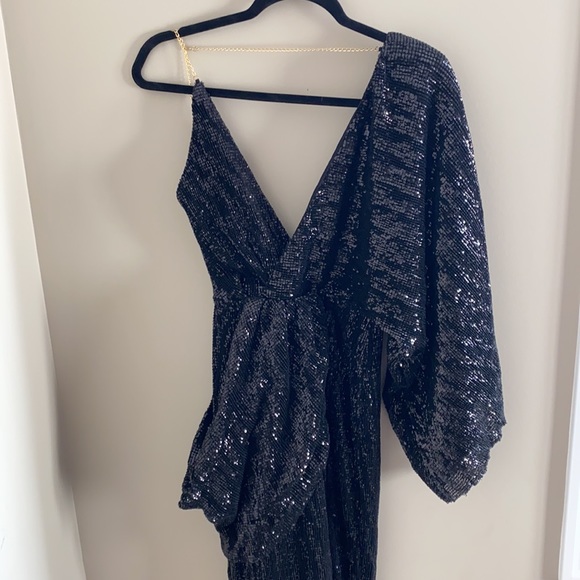 Black sequins party dress - Picture 4 of 10